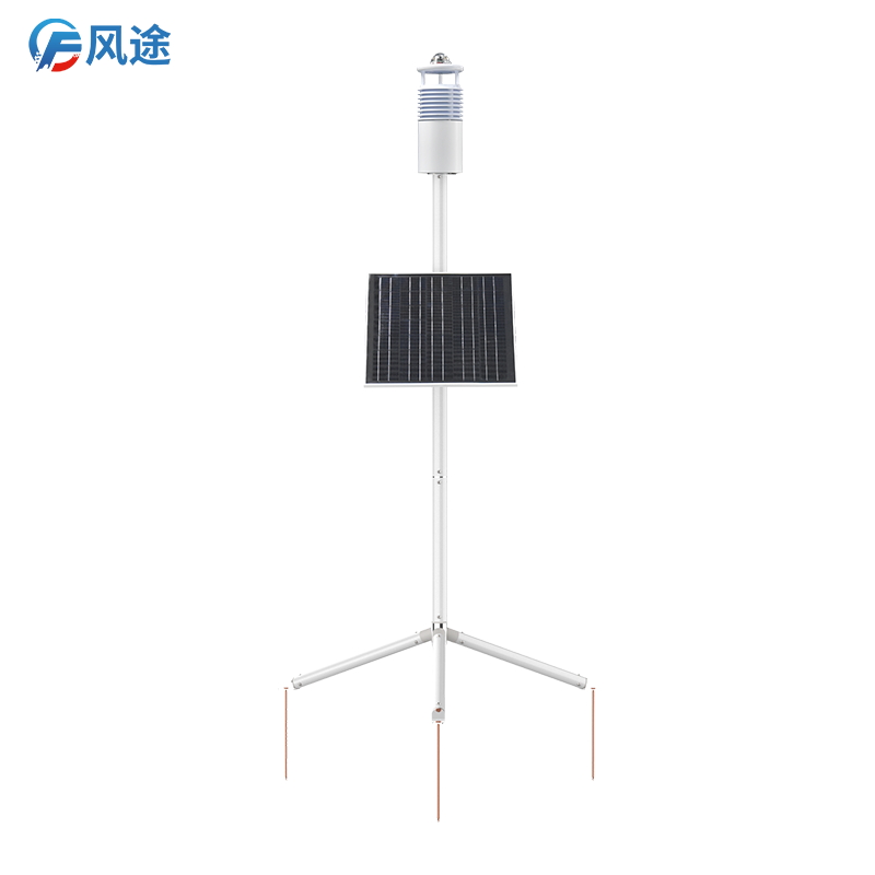 戰場(chǎng)中，碳纖維氣象站實(shí)時(shí)記錄氣象因素
